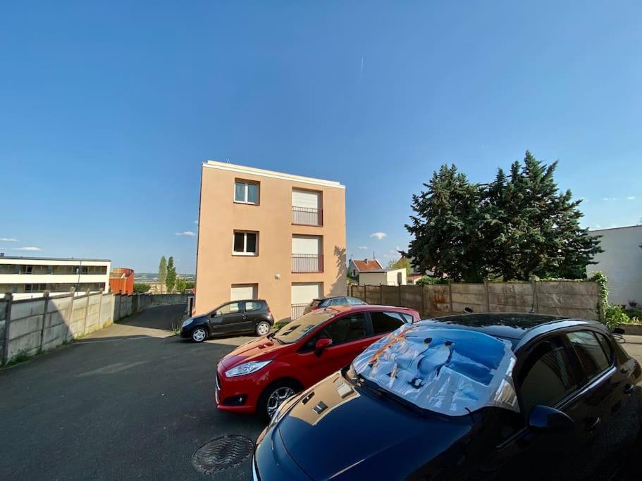 T2 Cosy Proche Hopital + Parking Gratuit Sur Place Auxerre Kültér fotó
